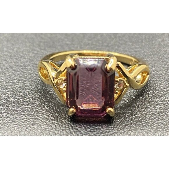Unbranded Jewelry - Emerald Cut Amethyst Ring CZ Accent 14k Yellow Gold Plated Size 7 Wt 3 Grams